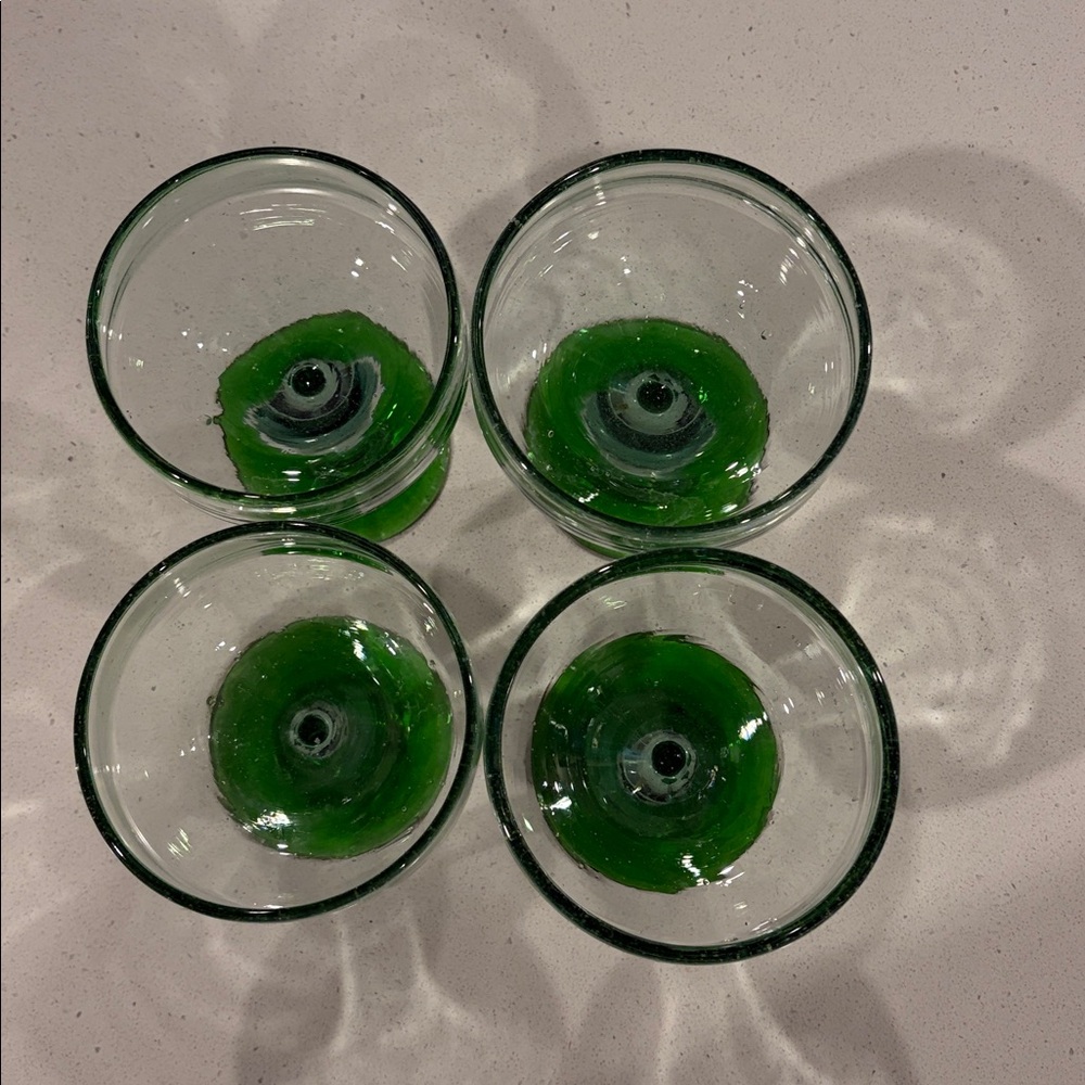 4 Hand Blown Mexican Margarita Glass With a Green Rim and Green Base - Picture 2 of 8